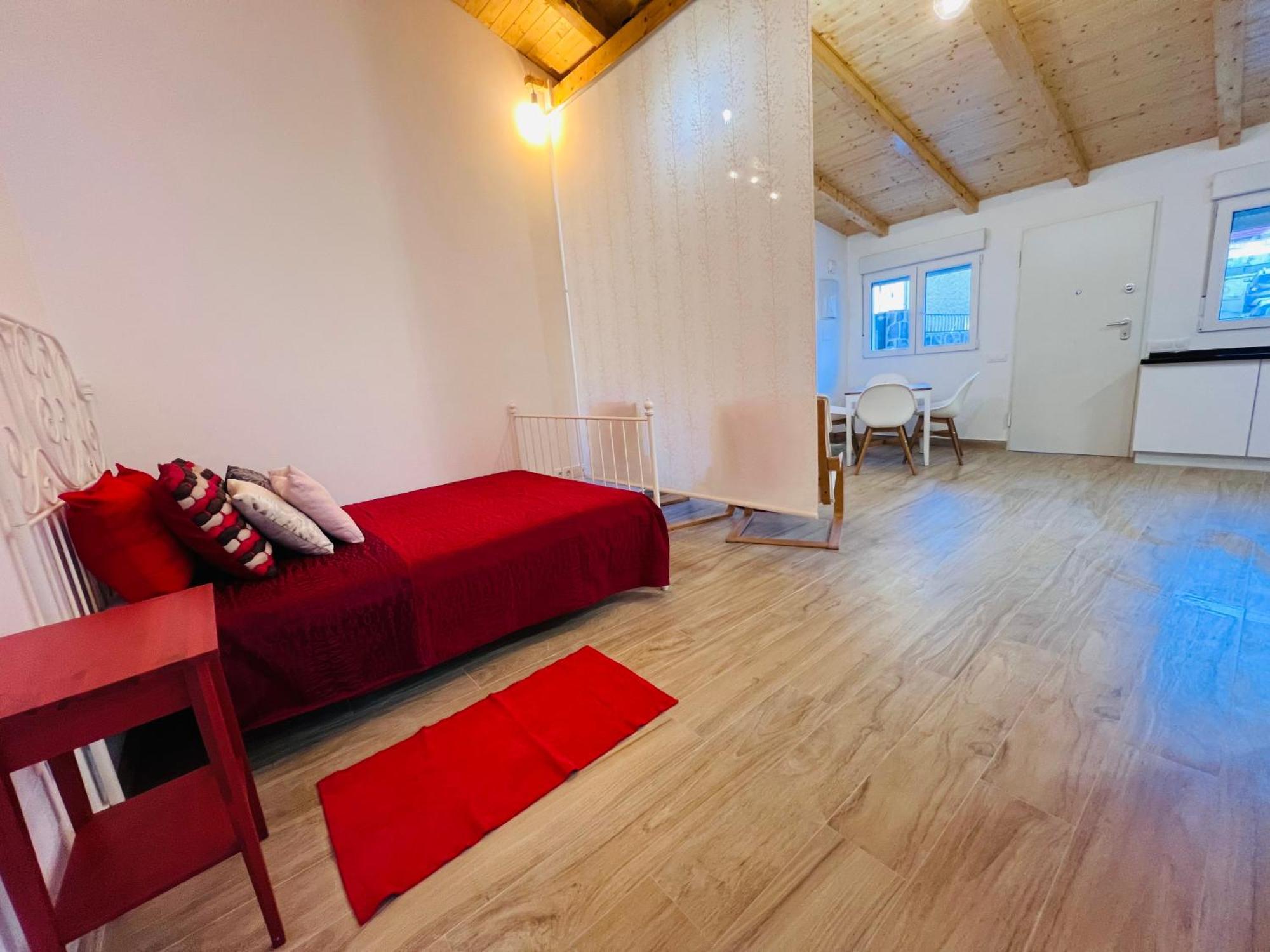 Rosa Rooms, Habitacion Con Bano Privado Pozuelo de Alarcón Exteriér fotografie